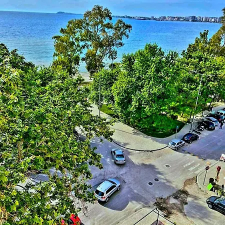 Apartment Blue Bay Beach Front Uji Ftohte *